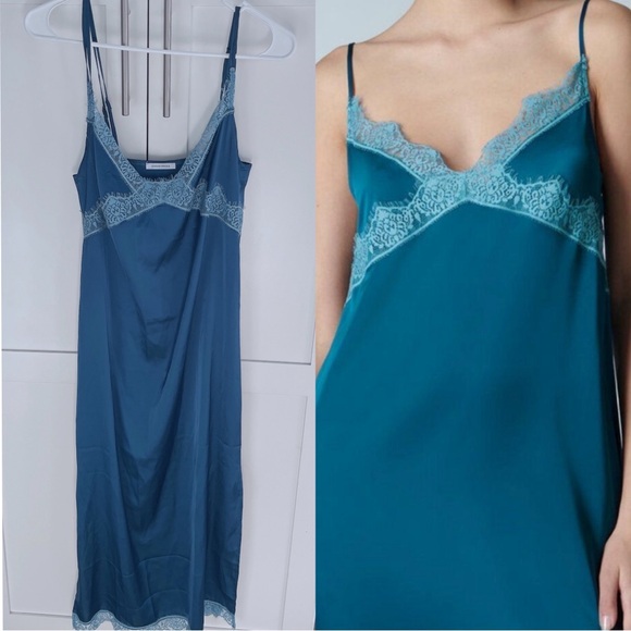 Simone Perele Blue Satin Slip V Neck Lace Adjustable Straps XS S FR Cami Chemise - Picture 2 of 4
